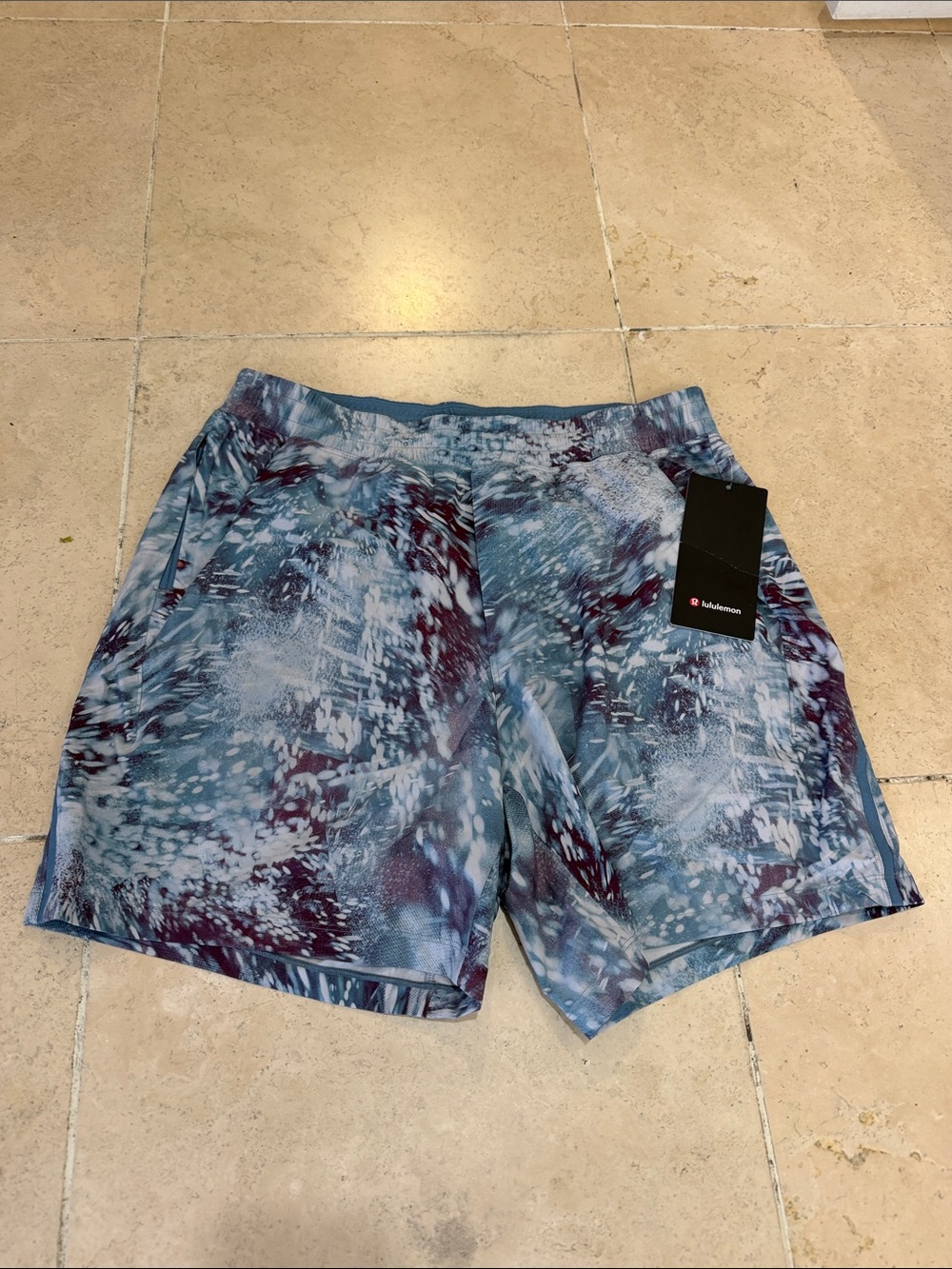 lululemon athletica Men's Athletic Shorts in Blue and Purple Print